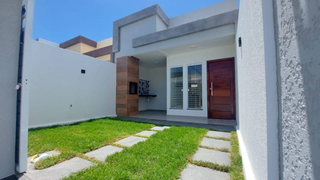 Esta adorável casa na Barra dos Coqueiros oferece a oportunidade perfeita para viver com conforto e aconchego no Norte de Sergipe. Com 3 quartos, incluindo uma suíte, e uma série de comodidades práticas, este é o lugar ideal para chamar de lar. Esta casa é o refúgio perfeito para quem valoriza a praticidade e o aconchego em um ambiente que você pode chamar de seu.