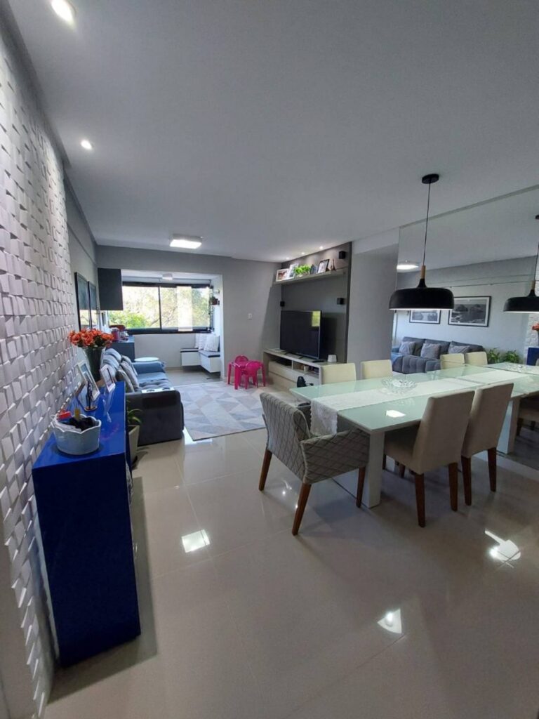 Bem-vindo ao Privillege, situado no charmoso bairro Jabotiana. Este elegante apartamento é mais do que uma moradia; é um convite para viver com conforto e estilo.