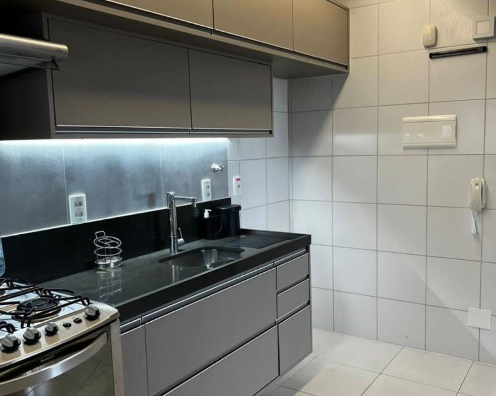 Descubra o seu novo lar no coração do Condomínio Life Jabotiana, um verdadeiro oásis urbano na localização mais privilegiada do bairro. Este imóvel extraordinário oferece tudo o que você procura em conforto, estilo e conveniência.