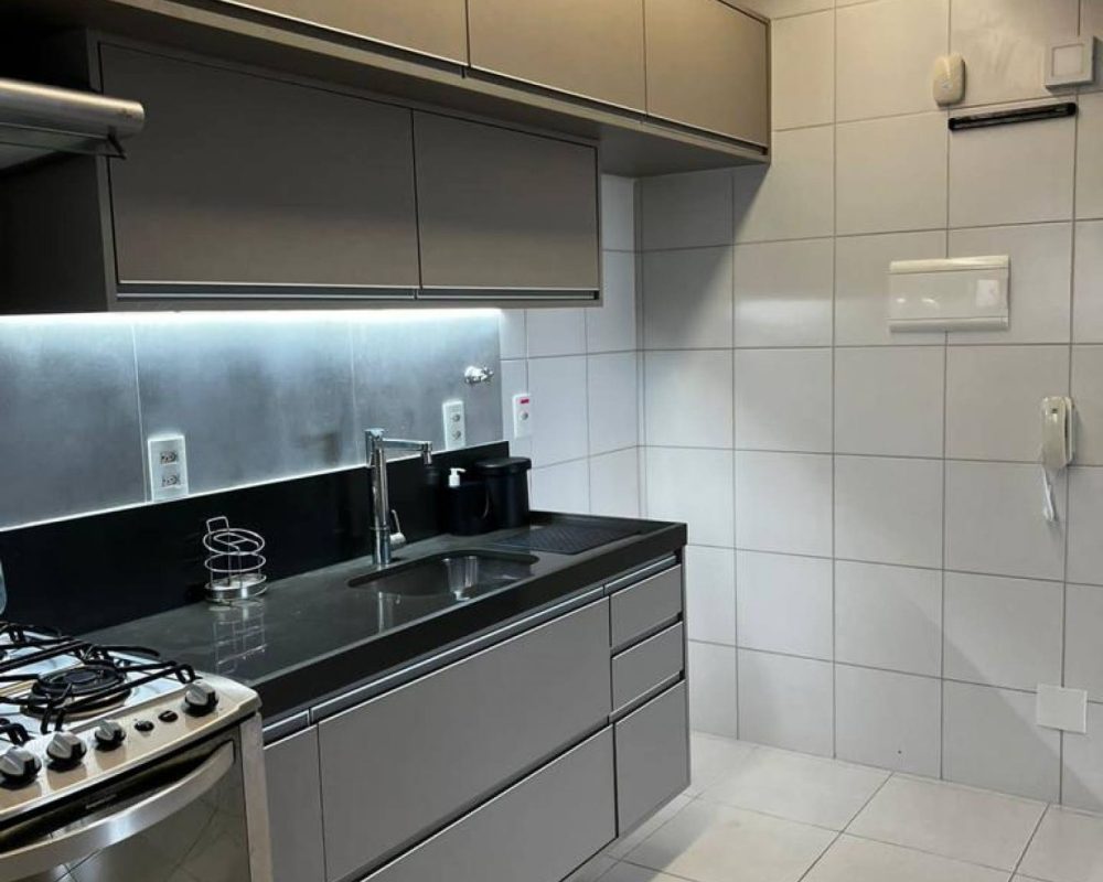 Descubra o seu novo lar no coração do Condomínio Life Jabotiana, um verdadeiro oásis urbano na localização mais privilegiada do bairro. Este imóvel extraordinário oferece tudo o que você procura em conforto, estilo e conveniência.