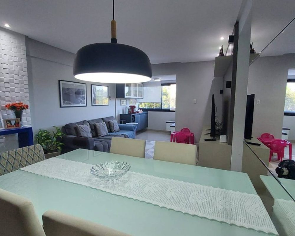 Bem-vindo ao Privillege, situado no charmoso bairro Jabotiana. Este elegante apartamento é mais do que uma moradia; é um convite para viver com conforto e estilo.